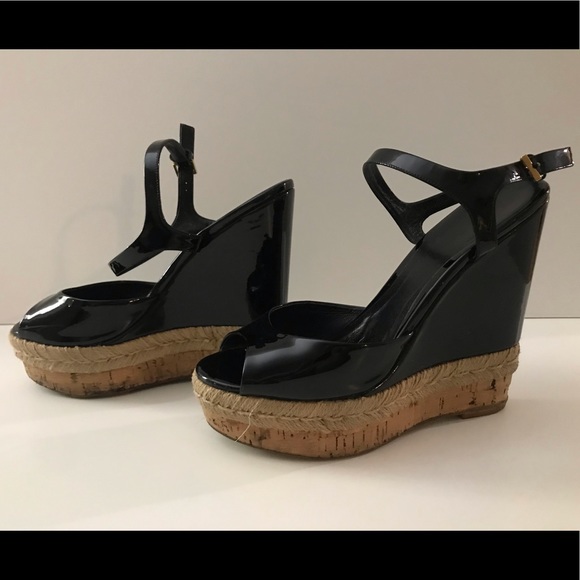 Gucci Black Patent Espadrille Wedge Sandals - Picture 2 of 8